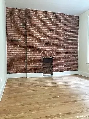 Rented by Oxford Property Group | media 44