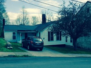 111 E Main St, Shelbiana, KY 41041