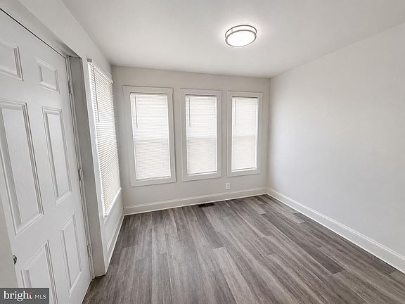 4th image of 4047 Howland St