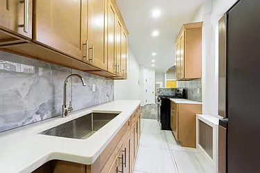 1822 Harman Street, #2L