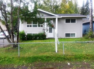 5660 Cope St, Anchorage, AK 99518