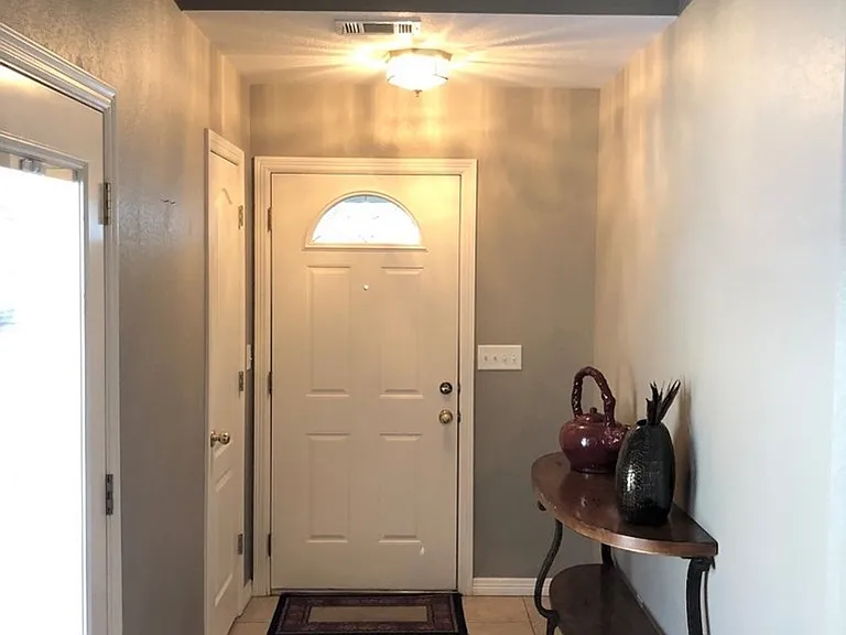3512 Shell Ave — Photo 2