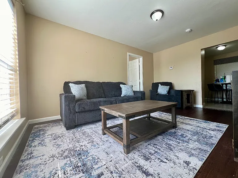 2420 S Hudson Ave #2 — Photo 5