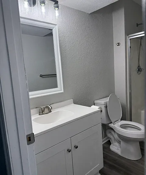 8702 N Cleveland Ave — Photo 13
