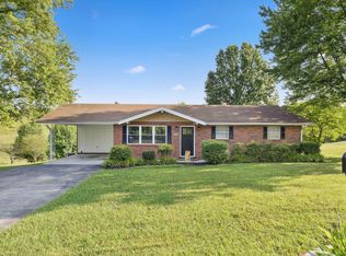 2003 Arch Rock Dr, Sevierville, TN 37876
