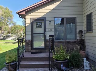 321 1st St SE #1, Le Mars, IA 51031