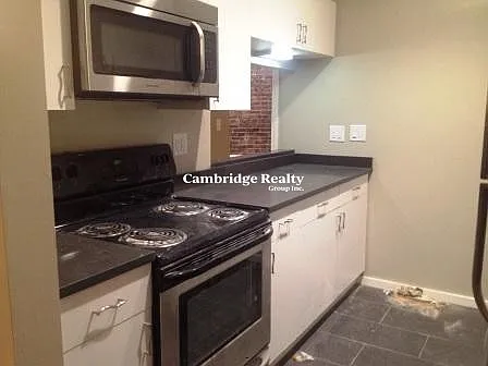 2 bed, 1.0 bath, $3,800 — Photo 1