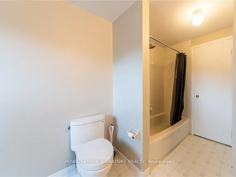 426 Downsview Pl — Photo 12