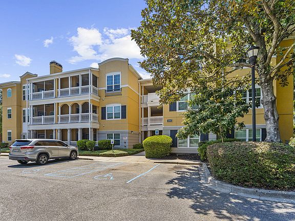 4th image of 1012 Telfair Way