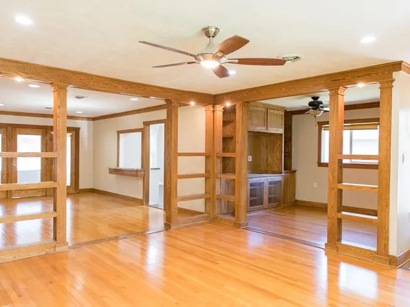 9010 Linkmeadow Ln, Houston, TX 77025