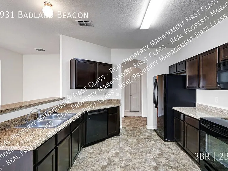 4931 Badland Beacon — Photo 13