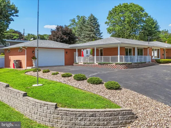 320 Grand Ave, Keyser, WV 26726