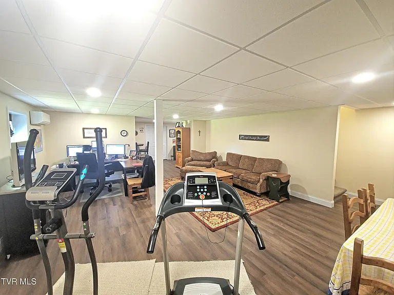 153 Sugar Plum Ln — Photo 34