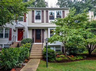 11021 Barton Hill Ct, Reston, VA 20191