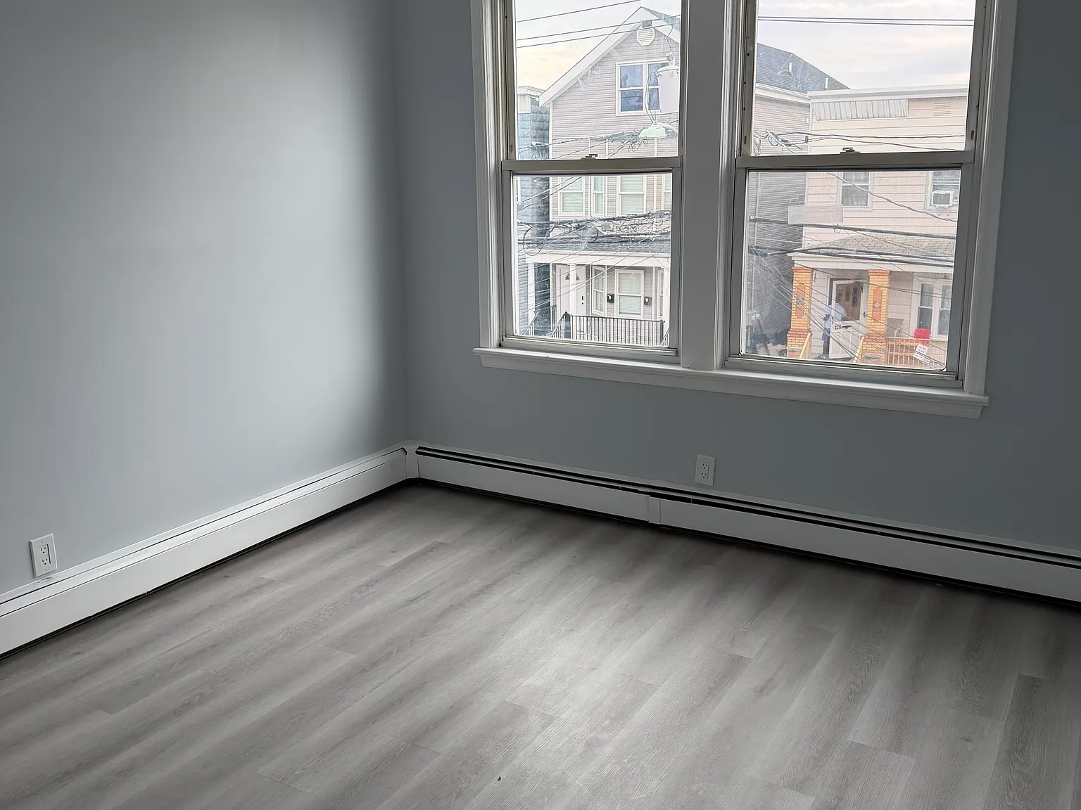 2 bed, $1,900 — Photo 2