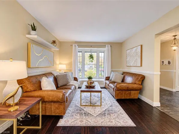 63 Winding Way, Kitchener, ON N2N 1M4