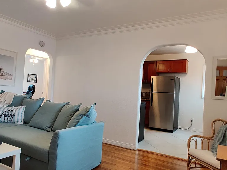 6220 Stanley Ave — Photo 2
