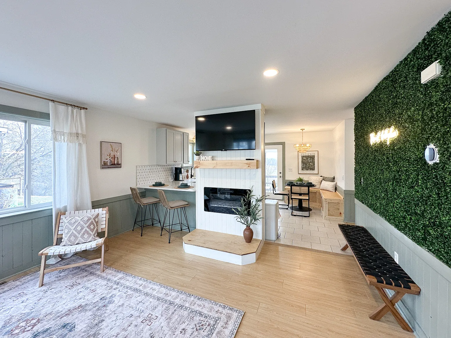 2 bed, 1008 sqft, $2,500 — Photo 3