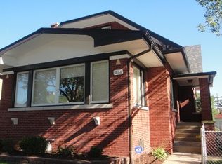 6866 Riverside Dr, Berwyn, IL 60402