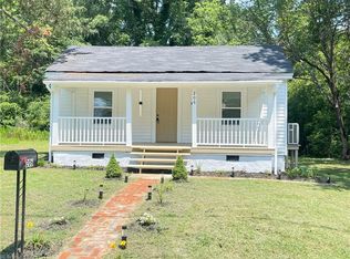 206 Tree Ln, Suffolk, VA 23437