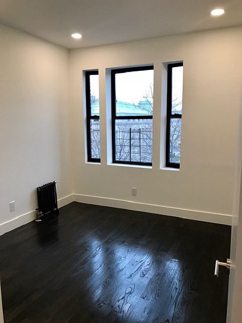 2nd image of 605 W 151st St APT 52