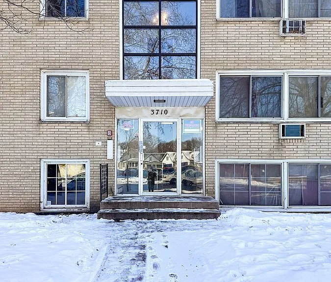 3710 Minnehaha Ave #7 — Photo 9