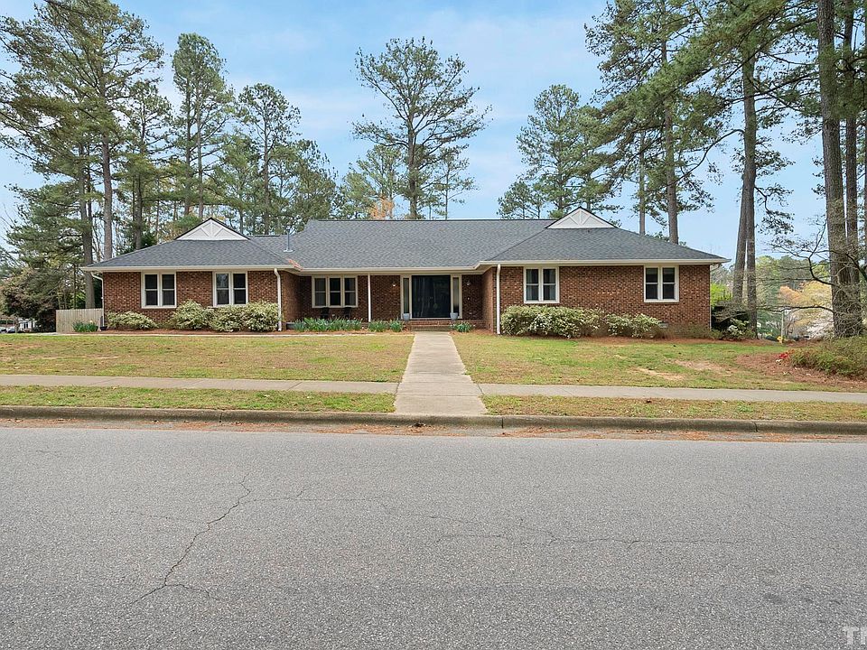 7221 Stonehenge Dr, Raleigh, NC 27613 Zillow