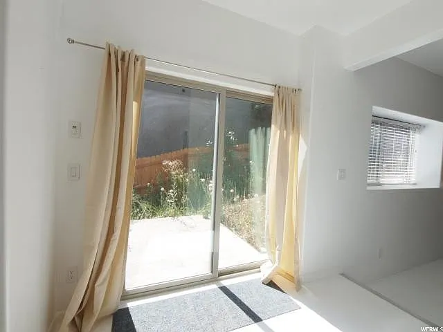 430 Aspen Dr — Photo 9