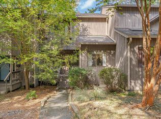62 Fernwood Ln, Chapel Hill, NC 27516