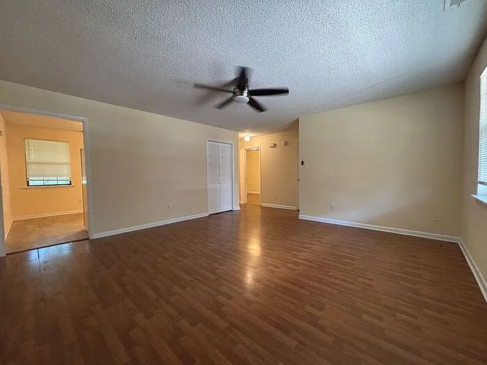 2 bed, 2.0 bath, 900 sqft, $850 — Photo 3