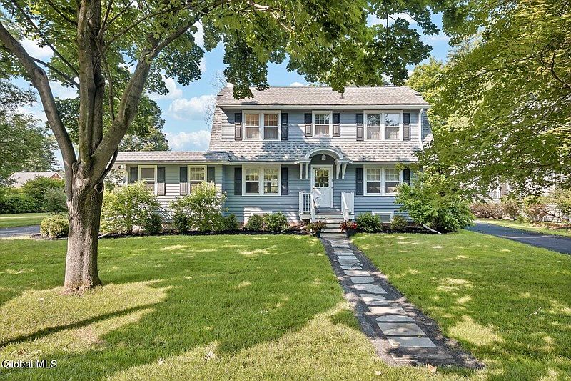 2nd image of 27 Herrick Avenue
