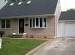 743 Newark Ave, Kenilworth, NJ 07033