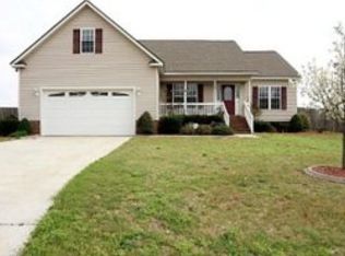 106 Autumn Ridge Dr, Pikeville, NC 27863
