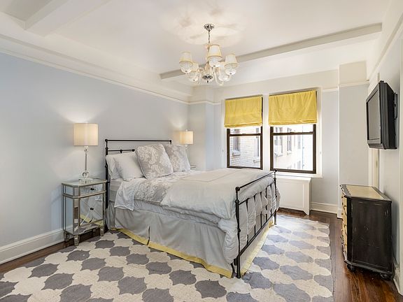 3rd image of 205 E 78th St APT 7H