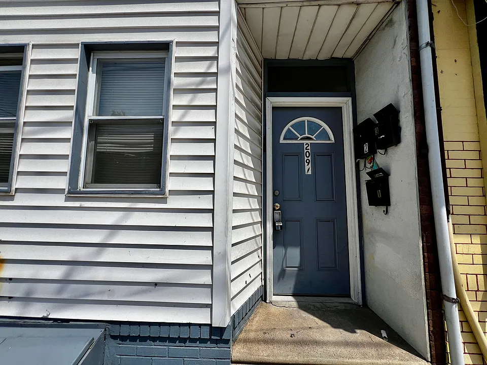 FRONT DOOR