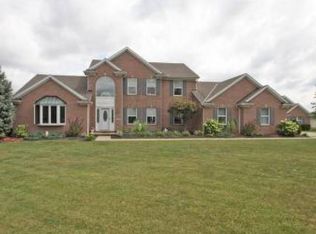 25384 Orchard Dr, West Harrison, IN 47060