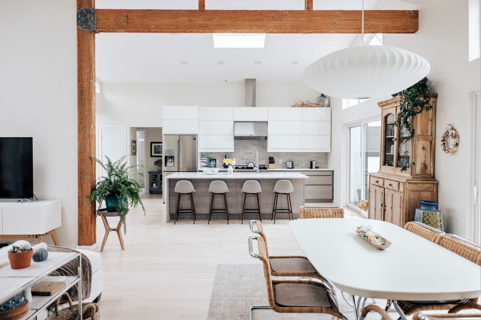  Open concept living