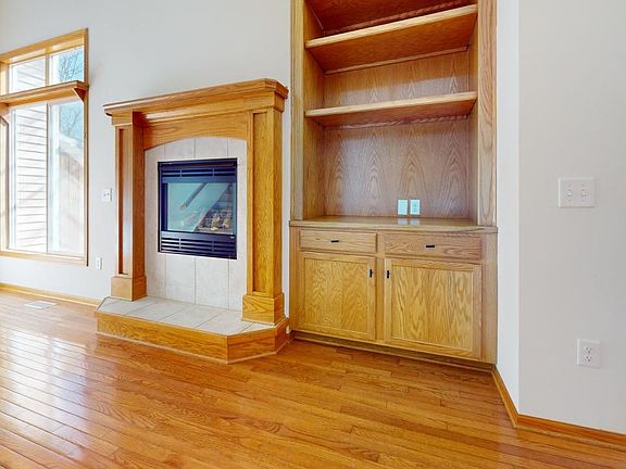 2nd image of 900 67th St Unit 606
