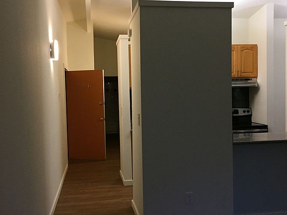 3rd image of 9447 166th Ave NE APT 306