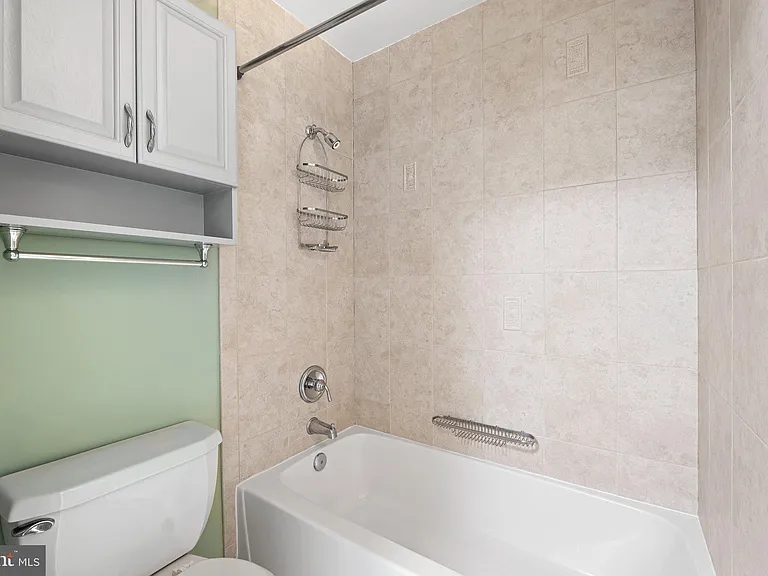 6804 Signature Cir — Photo 20
