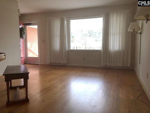 4th image of 903 Asbury Dr