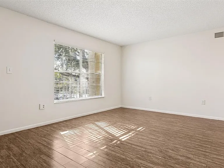 2690 Coral Landings Blvd #622 — Photo 4