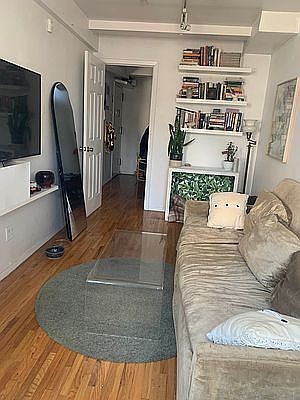 2nd image of 368 W 46th St #5A