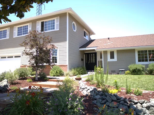305 Blossom Valley Dr, Los Gatos, CA 95032