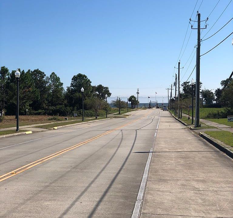 127 Coleman Ave, Waveland, MS 39576 Zillow