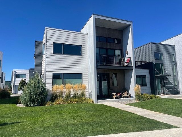 1st image of 3856 Blondie St #3856