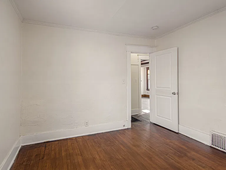 3626 Bellefontaine Ave — Photo 17
