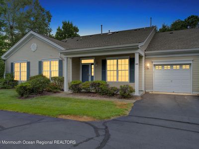 140 Greenlawns Drive, Lakewood, NJ, 08701