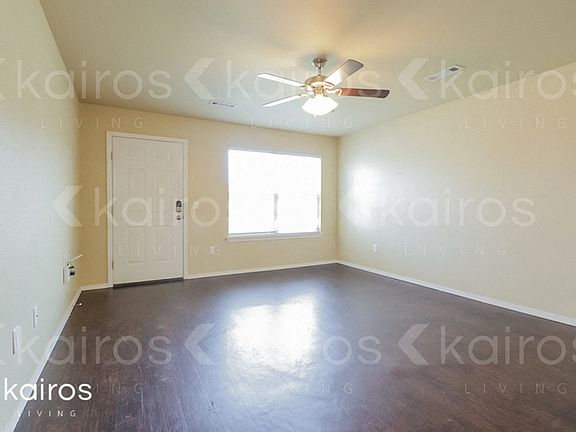 3rd image of 5008 E Thomas St #A