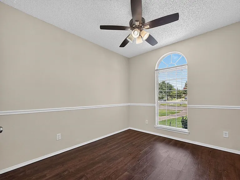 3960 Bexhill Dr — Photo 10